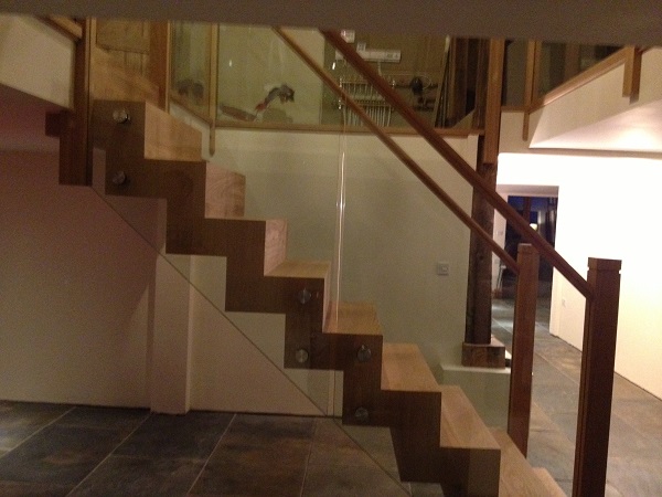 Stringless Oak and Glass staircase